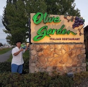 Meet your Posher, Stanley